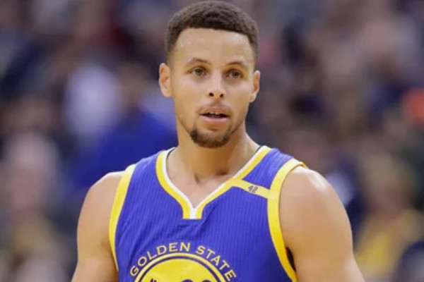 忠诚铸就传奇，库里再续勇士！锁定NBA十年高薪王