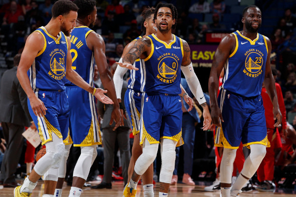 勇士水花不再！库里与格林引领勇士队渡过转型期