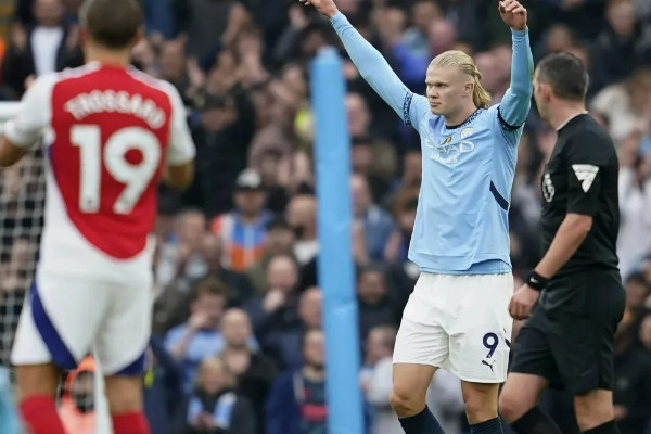 英超超级星期天的精彩瞬间，哈兰德百球里程碑！