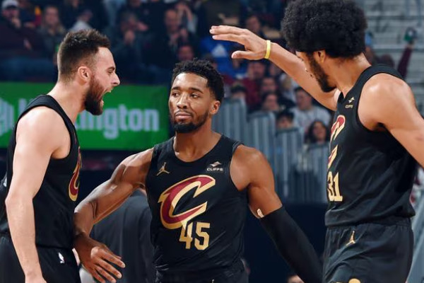 东部黑马骑士队：季后赛的新搅局者？