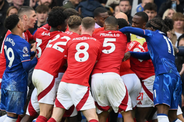 裁判观察：英超争议瞬间，加拉格尔为你揭秘！