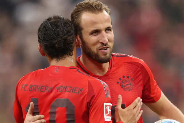 拜仁慕尼黑4-0斯图加特：凯恩帽子戏法大爆发！