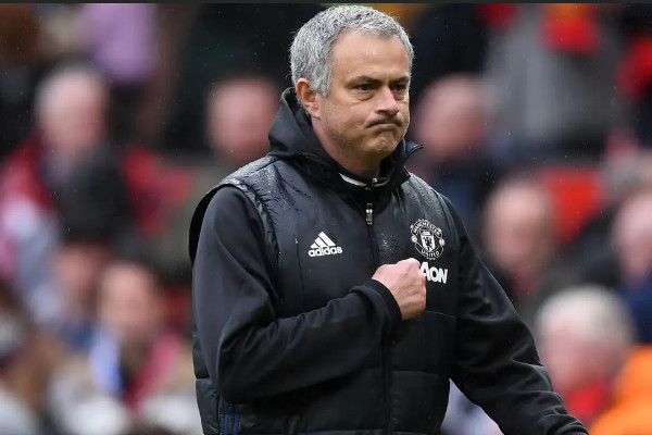 穆里尼奥：若曼城被罚，我要英超奖牌和奖金！