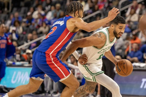 塔图姆末节爆发，助凯尔特人124-118力克活塞！