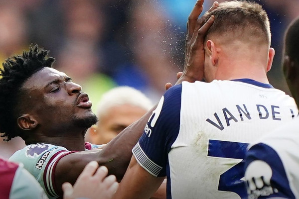 西汉姆库杜斯因暴力行为红牌加罚，将禁赛五场