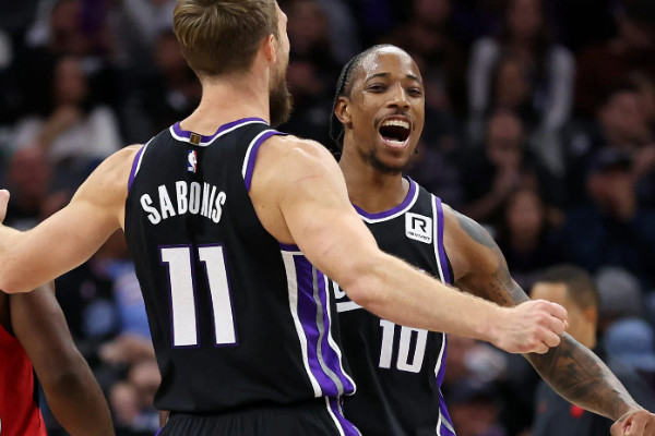 国王队新领袖德罗赞完美融入，萨克拉门托迎来新篇章！