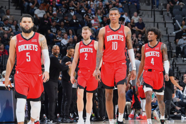 森贡末节发力助火箭101-99险胜活塞！