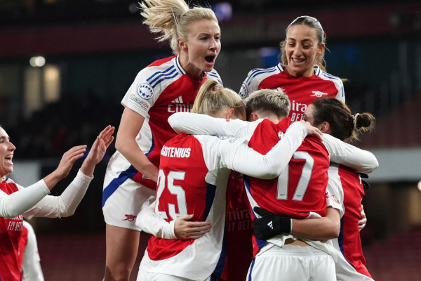 阿森纳女足1-0尤文图斯，惊险晋级欧冠四分之一决赛！