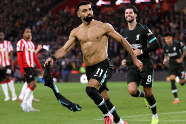 萨拉赫双响炮！助利物浦3-2逆转南安普顿，继续领跑英超