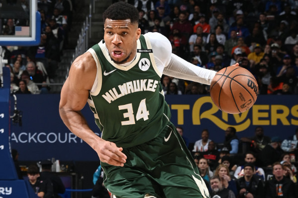 2025年季后赛MVP猜想：字母哥“暴力美学”VS东契奇“控场革命”